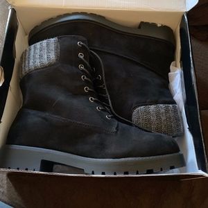 BLACK KNIT HIKER BOOT (WIDE WIDTH)